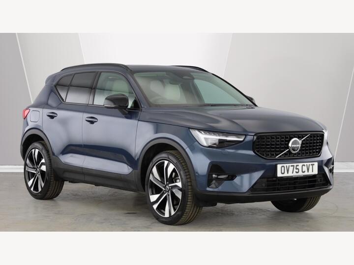 Volvo XC40 2.0 B3 MHEV Ultra Dark DCT Auto Euro 6 (s/s) 5dr
