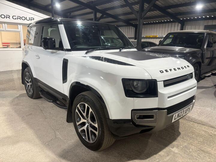 Land Rover Defender 90 3.0 D250 MHEV X-Dynamic SE Auto 4WD Euro 6 (s/s) 3dr