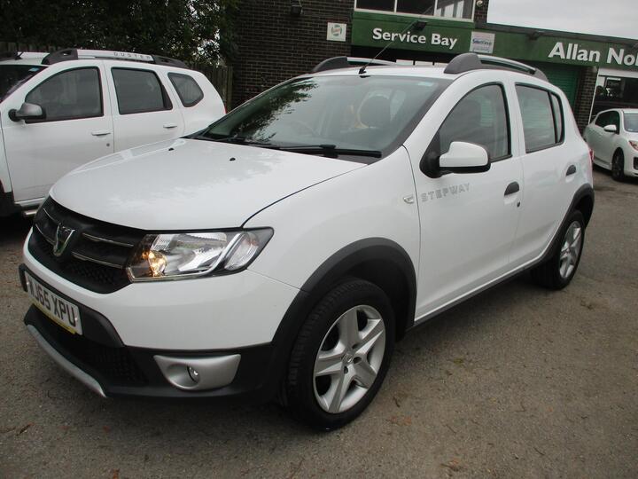 Dacia Sandero Stepway 1.5 DCi Laureate Euro 6 (s/s) 5dr