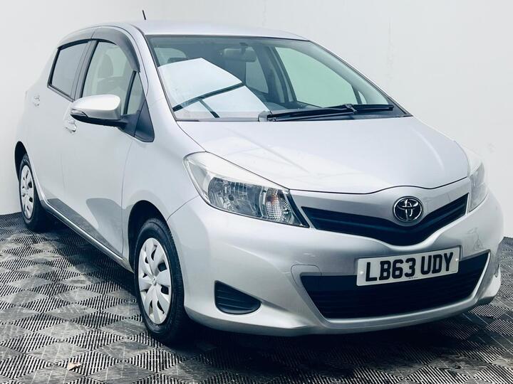 Toyota Yaris 1.33 Dual VVT-i TR Multidrive S Euro 5 5dr