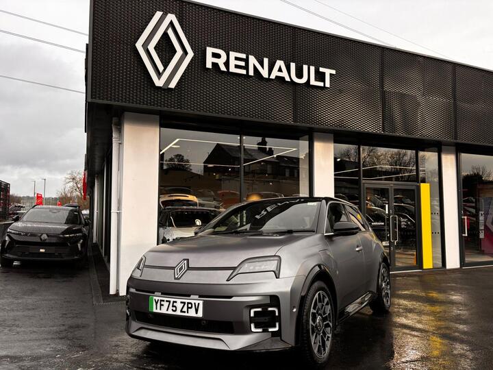 Renault 5 E-Tech Electric Comfort Range 52kWh Roland Garros Auto 5dr