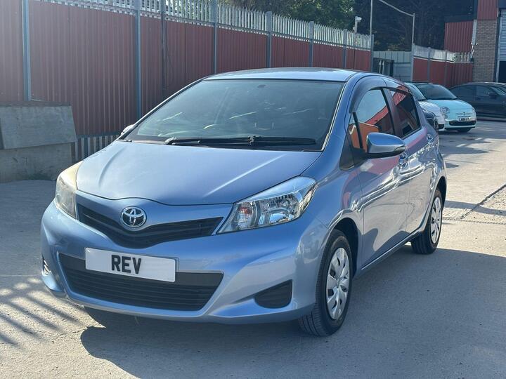 Toyota Yaris 1.33 Dual VVT-i Icon Multidrive S Euro 5 5dr