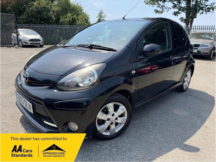 Toyota AYGO 1.0 VVT-i Fire Euro 5 5dr