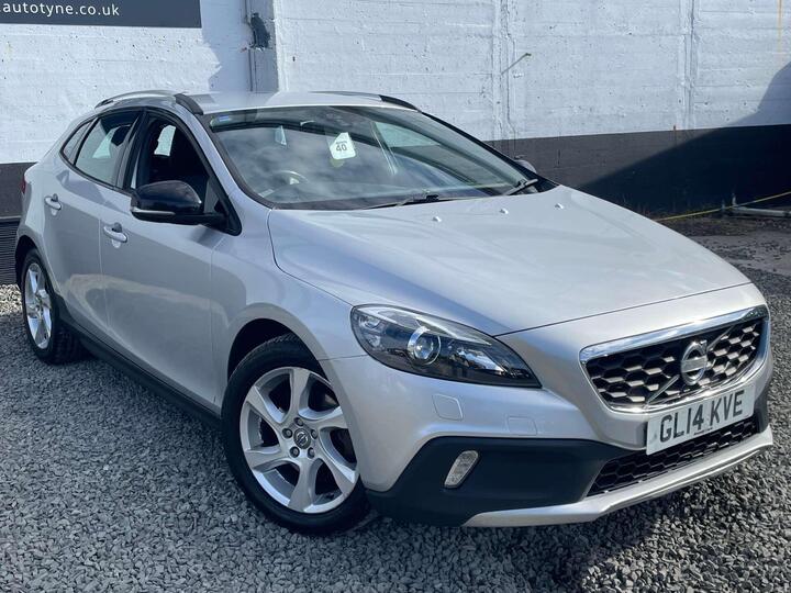 Volvo V40 1.6 D2 Lux Euro 5 (s/s) 5dr Volvo V40 1.6 D2 Lux Euro 5 (s/s) 5dr