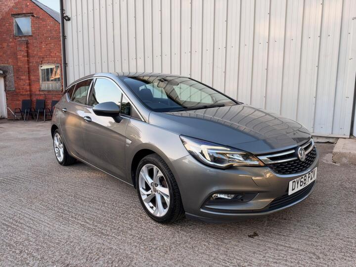 Vauxhall Astra 1.4i Turbo SRi Nav Euro 6 5dr