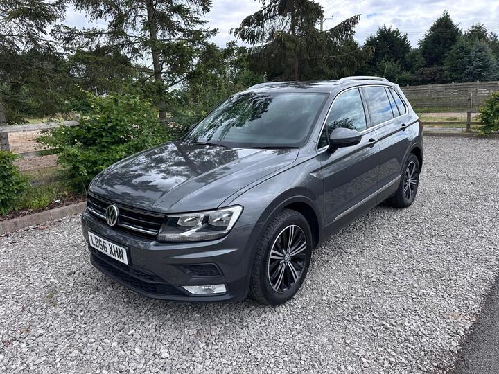 Volkswagen Tiguan 2.0 TDI BlueMotion Tech SE Navigation Euro 6 (s/s) 5dr