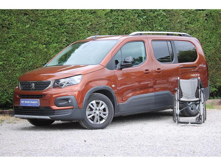 Peugeot Rifter Allied Horizon RS - Automatic - 5 Seats Plus One Wheelchair 1.5 5dr WAV Automatic Diesel Peugeot Rifter Allied Horizon RS - Automatic - 5 Seats Plus One Wheelchair 1.5 5dr WAV Automatic Diesel