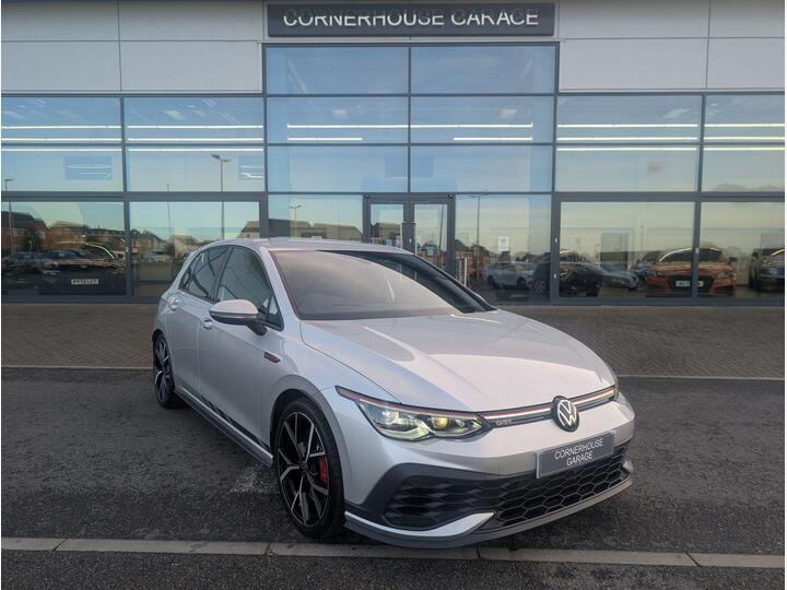 Volkswagen Golf 2.0 TSI GTI Clubsport DSG Euro 6 (s/s) 5dr Volkswagen Golf 2.0 TSI GTI Clubsport DSG Euro 6 (s/s) 5dr