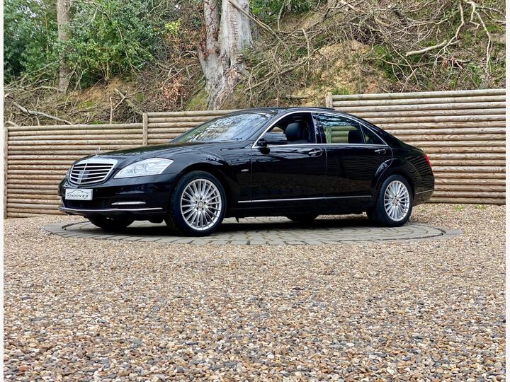 Mercedes-Benz S Class 4.7 S500L V8 BlueEfficiency G-Tronic+ Euro 5 (s/s) 4dr Mercedes-Benz S Class 4.7 S500L V8 BlueEfficiency G-Tronic+ Euro 5 (s/s) 4dr