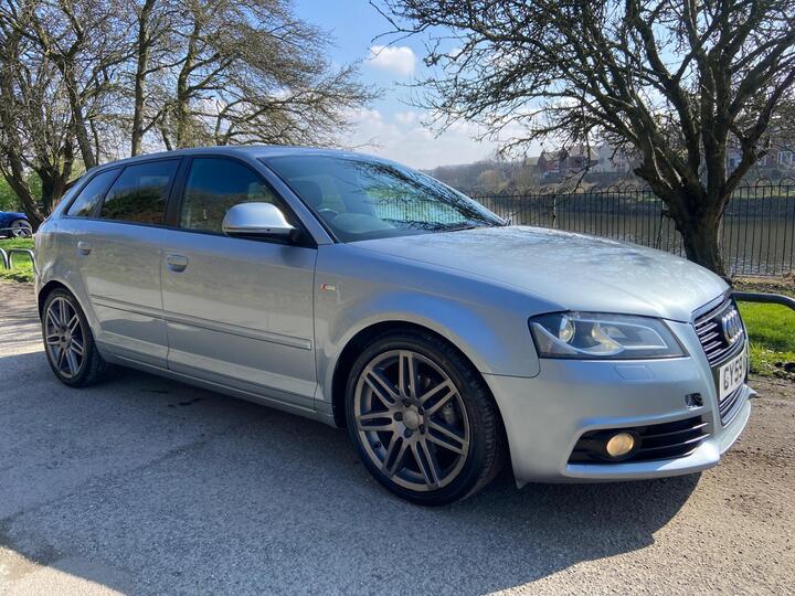 Audi A3 2.0 TDI Black Edition Sportback Euro 5 (s/s) 5dr