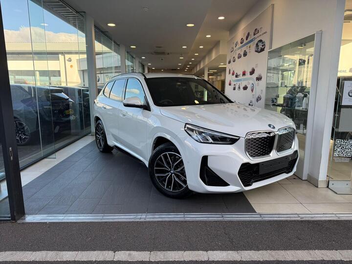 BMW IX1 20 66.5kWh M Sport Auto EDrive 5dr (11kW Charger)