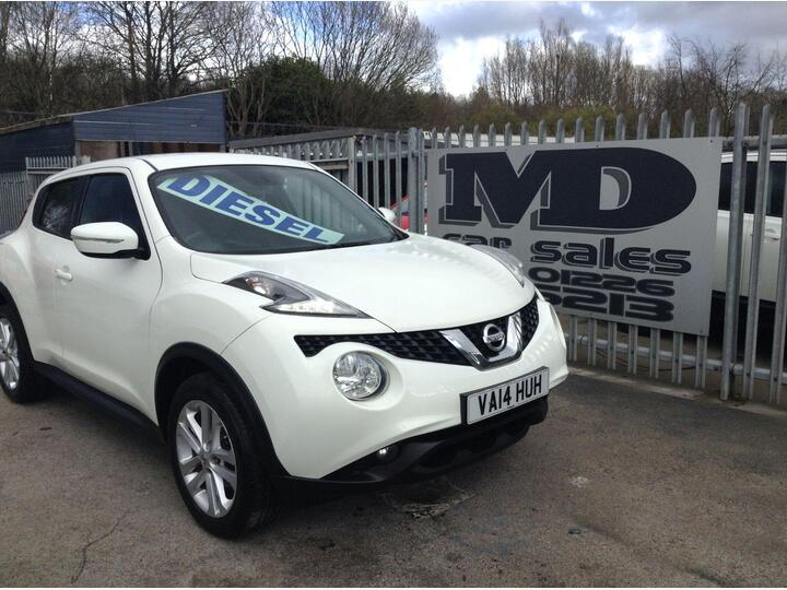 Nissan Juke 1.5 DCi 8v Acenta Premium Euro 5 (s/s) 5dr Nissan Juke 1.5 DCi 8v Acenta Premium Euro 5 (s/s) 5dr