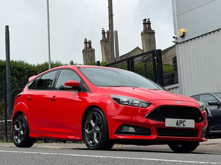 Ford Focus 2.0 TDCi ST-1 Euro 6 (s/s) 5dr