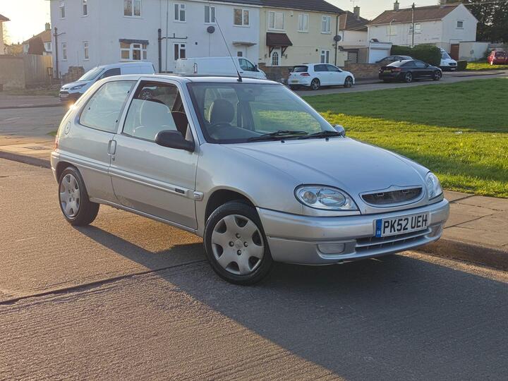 Citroen Saxo 1.1i Desire 3dr Citroen Saxo 1.1i Desire 3dr
