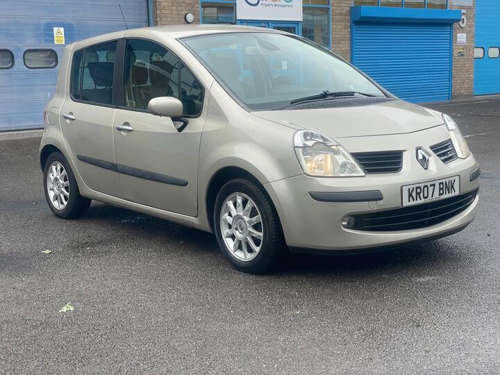 Renault Modus 1.6 16v Privilege 5dr Renault Modus 1.6 16v Privilege 5dr