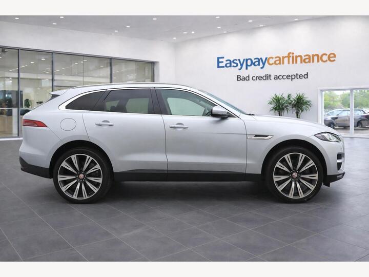 Jaguar F-PACE 2.0 D180 Portfolio Auto AWD Euro 6 (s/s) 5dr Jaguar F-PACE 2.0 D180 Portfolio Auto AWD Euro 6 (s/s) 5dr