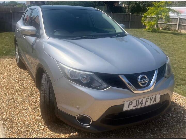 Nissan Qashqai 1.2 DIG-T Acenta Premium 2WD Euro 5 (s/s) 5dr