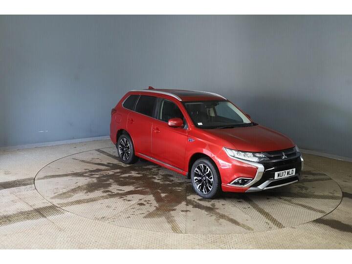 Mitsubishi Outlander 2.0h 12kWh 4h CVT 4WD Euro 6 (s/s) 5dr Mitsubishi Outlander 2.0h 12kWh 4h CVT 4WD Euro 6 (s/s) 5dr