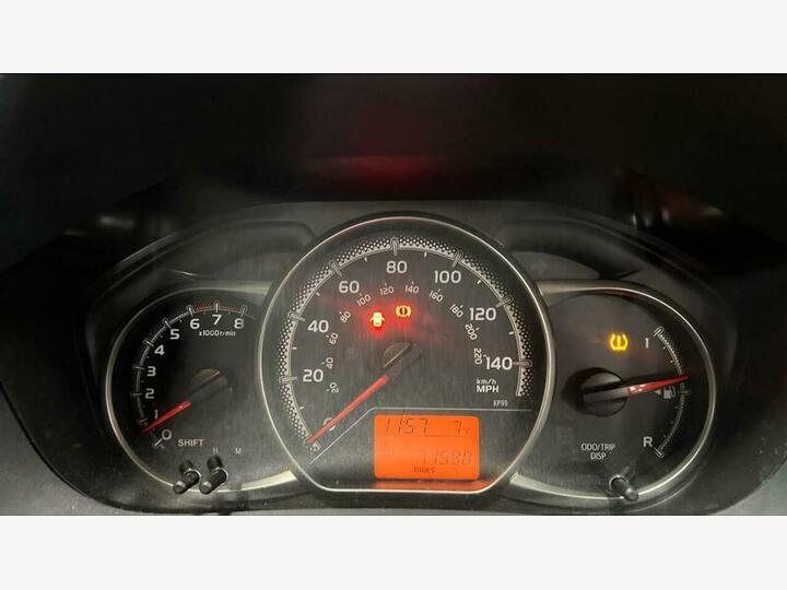 Toyota Yaris 1.33 Dual VVT-i Icon Euro 5 5dr Euro 5