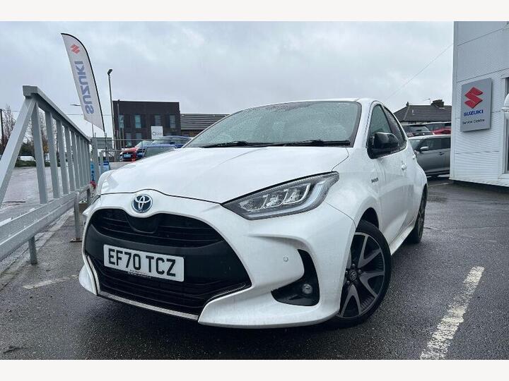 Toyota Yaris 1.5 VVT-h Dynamic E-CVT Euro 6 (s/s) 5dr