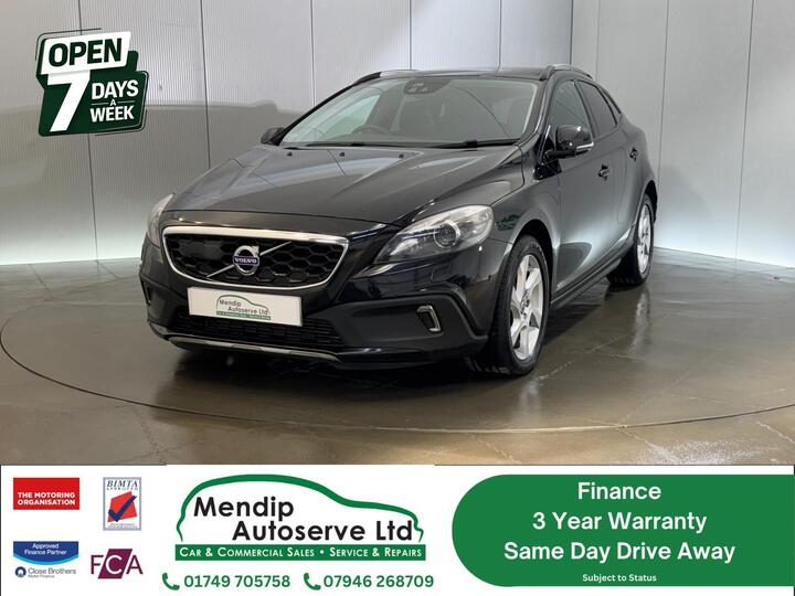 Volvo V40 Cross Country 1.6 T4 Lux Hatchback 5dr Petrol Auto Euro 5 (s/s) (180 Ps)