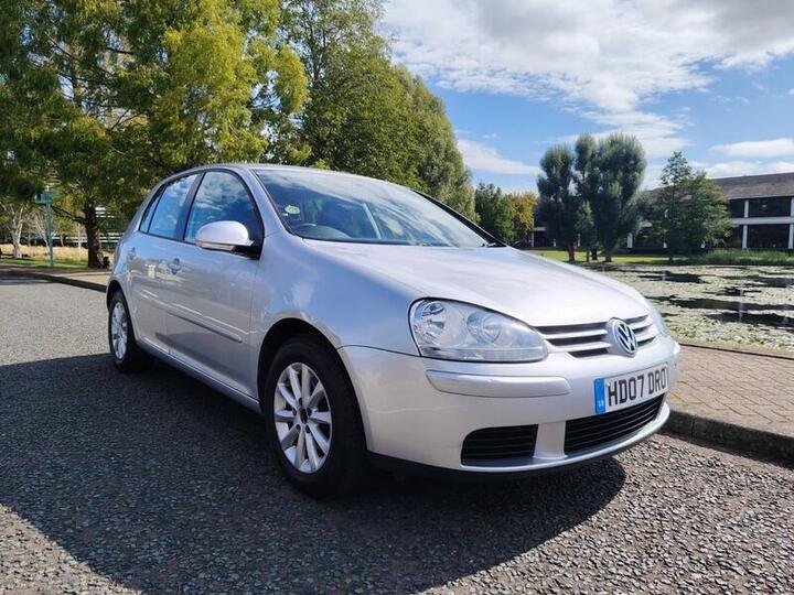 Volkswagen Golf 1.6 FSI Match 5dr