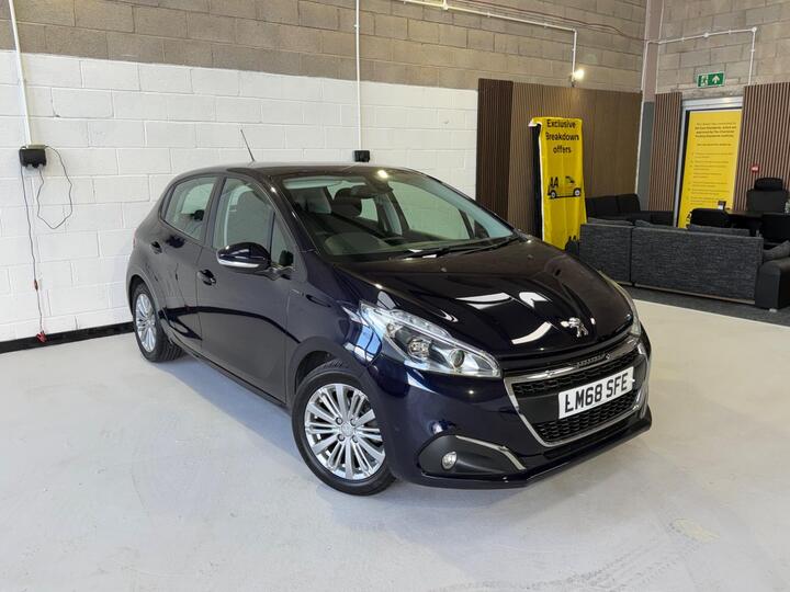 Peugeot 208 1.2 PureTech Signature Euro 6 (s/s) 5dr