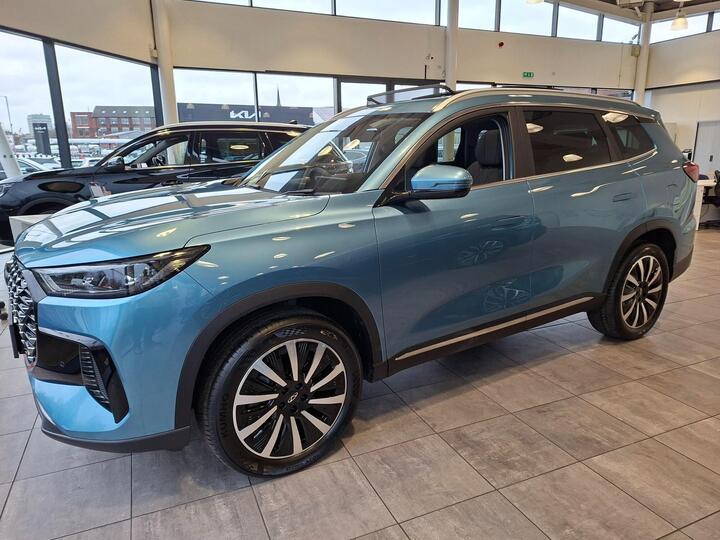 Chery Tiggo 8 1.5T 18.4kWh Summit DHT1 Euro 6 (s/s) 5dr