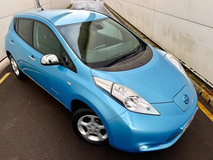 Nissan Leaf 24kWh Acenta Auto 5dr Nissan Leaf 24kWh Acenta Auto 5dr