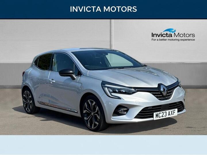 Renault Clio 1.6 E-TECH Techno Auto Euro 6 (s/s) 5dr