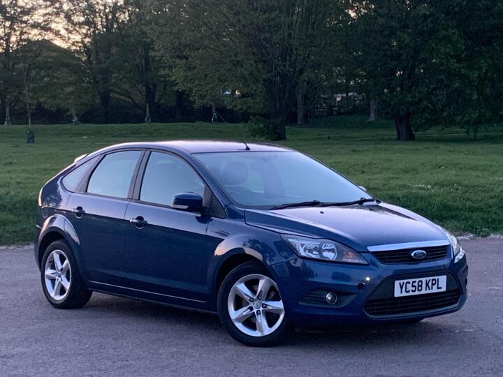Ford Focus 1.6 Zetec 5dr