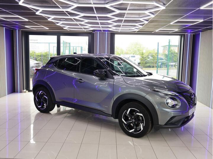 Nissan JUKE 1.6 N-Connecta Auto Euro 6 5dr