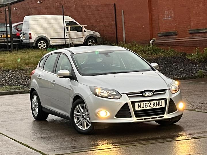 Ford Focus 1.0T EcoBoost Titanium Euro 5 (s/s) 5dr