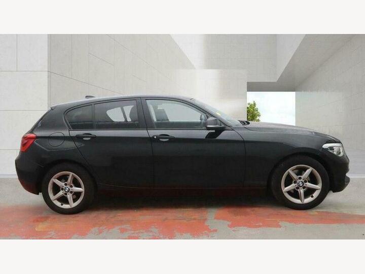 BMW 1 Series 1.5 116d SE Business Auto Euro 6 (s/s) 5dr