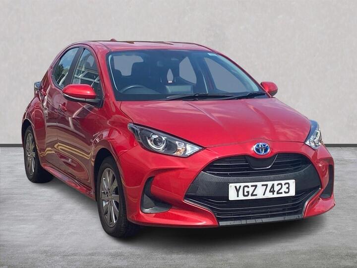 Toyota YARIS 1.5 VVT-h Icon E-CVT Euro 6 (s/s) 5dr