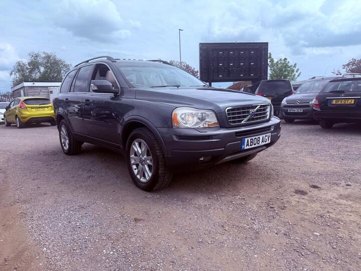 Volvo XC90 2.4 D5 SE Geartronic AWD 5dr