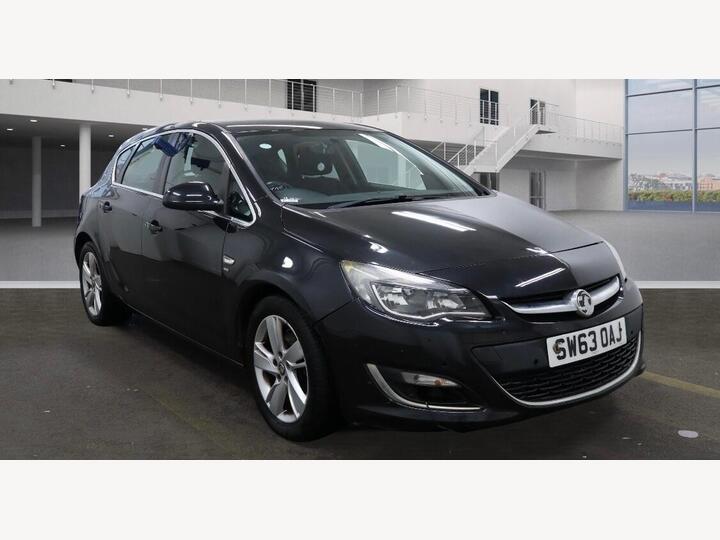 Vauxhall Astra 2.0 CDTi SRi Auto Euro 5 5dr Vauxhall Astra 2.0 CDTi SRi Auto Euro 5 5dr