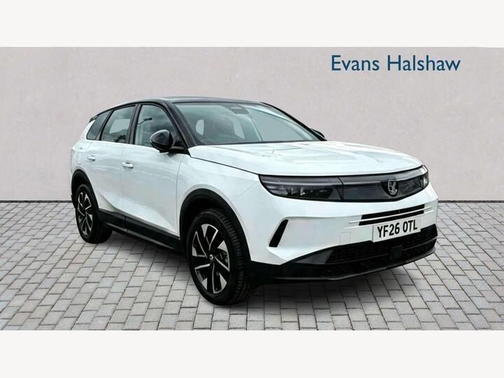 Vauxhall GRANDLAND HATCHBACK 1.2 Hybrid 145 Ultimate 5dr E-DCT6 [Fixed Roof]