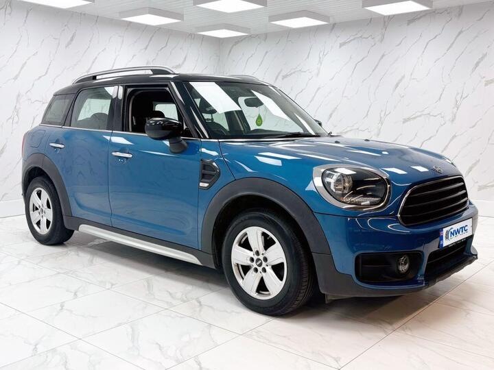MINI COUNTRYMAN 1.5 Cooper Classic Euro 6 (s/s) 5dr