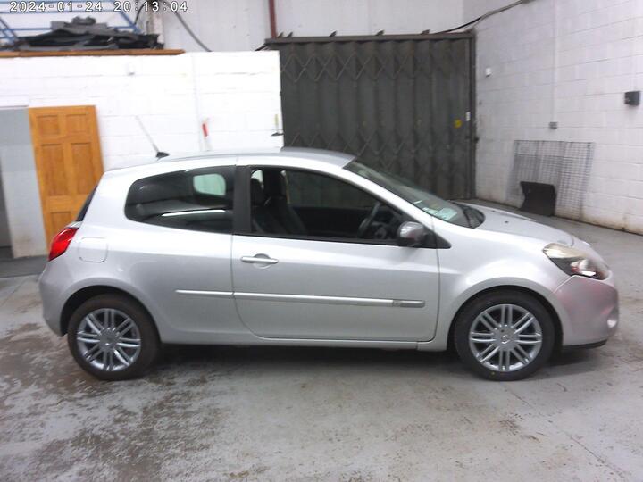 Renault Clio 1.2 Dynamique TomTom Euro 5 3dr