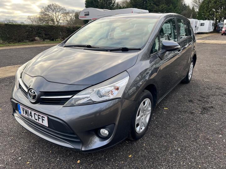 Toyota Verso 1.6 V-Matic Active Euro 5 5dr (7 Seat)