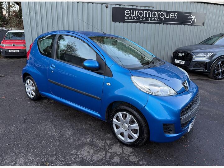 Peugeot 107 1.0 12V Urban Euro 5 3dr Peugeot 107 1.0 12V Urban Euro 5 3dr