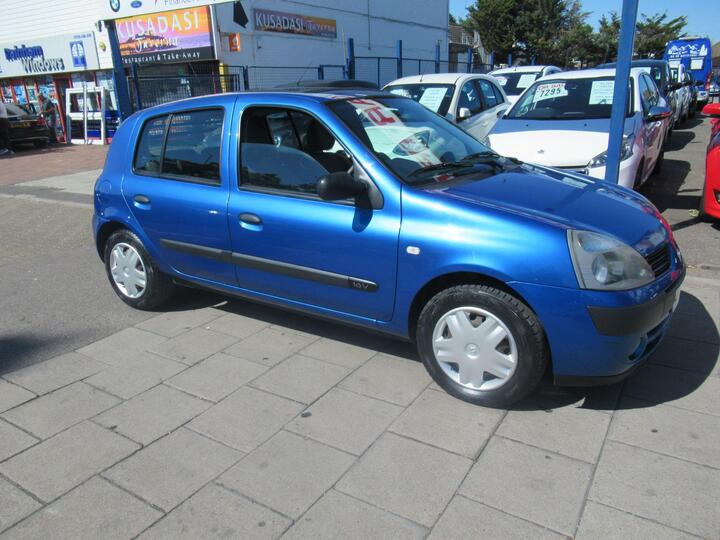 Renault Clio 1.2 16v Expression 5dr Renault Clio 1.2 16v Expression 5dr