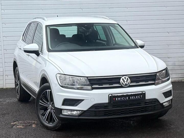 Volkswagen TIGUAN 2.0 TDI BlueMotion Tech SE Navigation 4Motion Euro 6 (s/s) 5dr