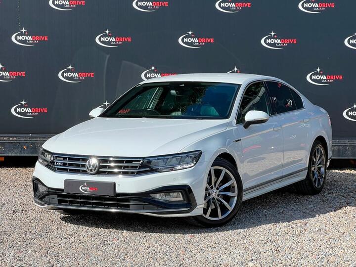 Volkswagen Passat 2.0 TDI EVO R-Line DSG Euro 6 (s/s) 4dr