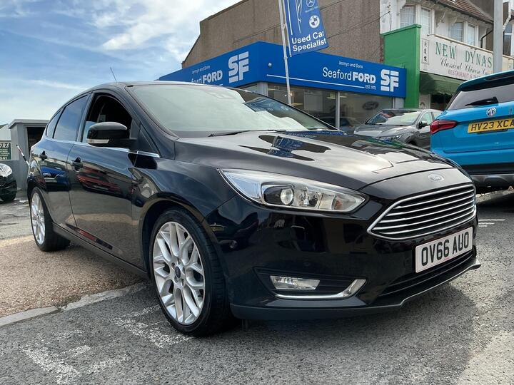 Ford Focus 1.0T EcoBoost Titanium X Euro 6 (s/s) 5dr