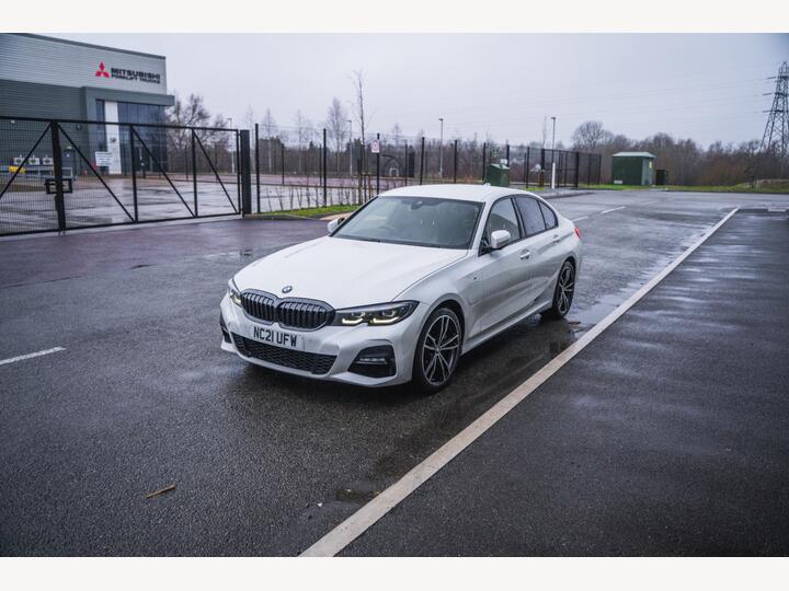BMW 3 Series 2.0 330e 12kWh M Sport Auto Euro 6 (s/s) 4dr
