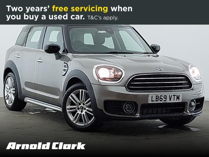 MINI Countryman 1.5 Cooper Exclusive Steptronic Euro 6 (s/s) 5dr MINI Countryman 1.5 Cooper Exclusive Steptronic Euro 6 (s/s) 5dr