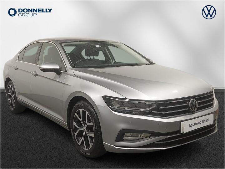 Volkswagen Passat 1.6 TDI SEL DSG Euro 6 (s/s) 4dr