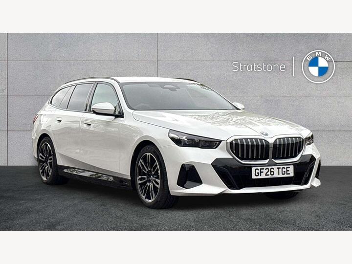 BMW 5 Series 2.0 530e 22.1kWh M Sport Touring Steptronic Euro 6 (s/s) 5dr BMW 5 Series 2.0 530e 22.1kWh M Sport Touring Steptronic Euro 6 (s/s) 5dr